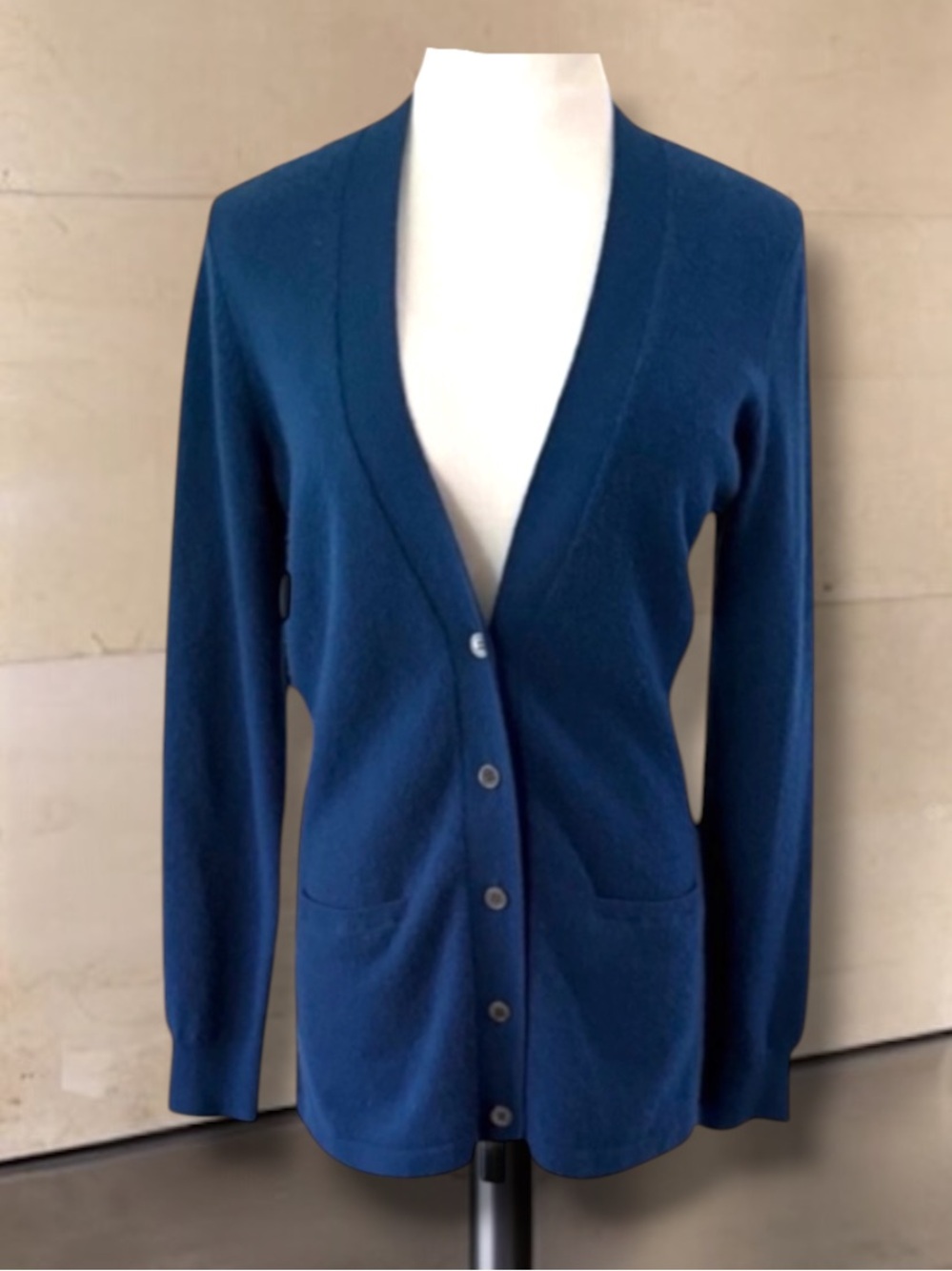Mc Duff Essentials 100% Cashmere Boyfriend Button Down Cardigan